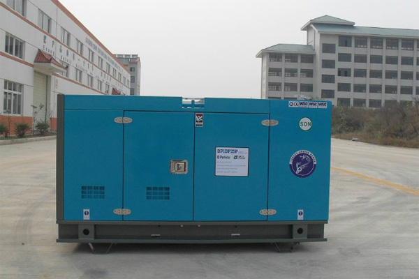 大连发电机租赁发电机组的换季保养注意事项