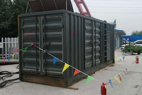 大连发电机租赁空气滤清器多久更换一次？