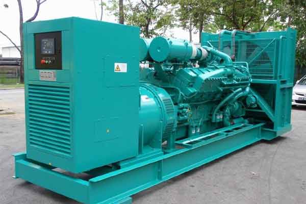 大连柴油发电机组电压不稳定怎样维修？