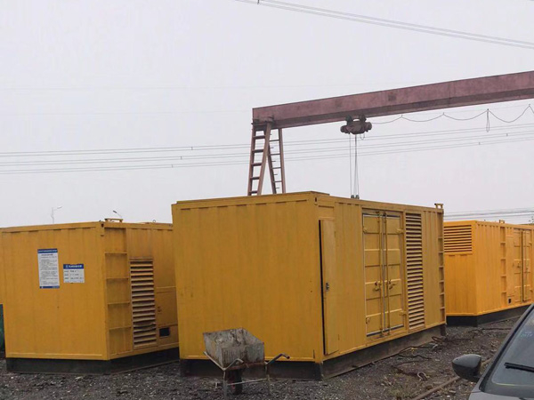 大连100kw柴油发电机组每小时油耗？